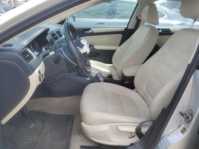  VOLKSWAGEN JETTA 2012 Серебристый