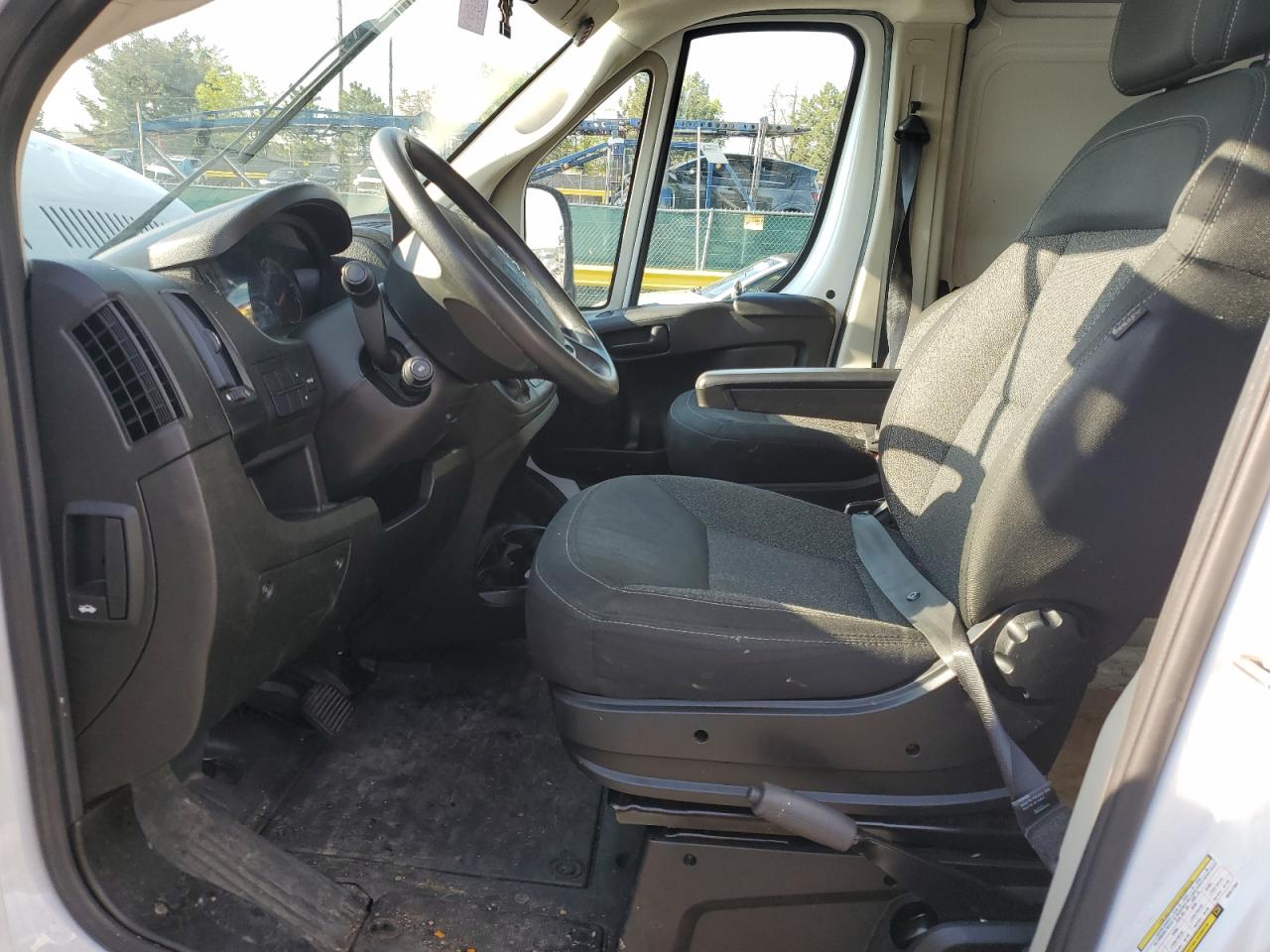 2021 Ram Promaster 2500 2500 High VIN: 3C6LRVDG1ME517352 Lot: 56576965