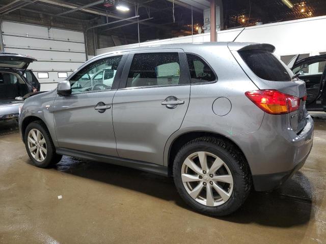  MITSUBISHI OUTLANDER 2015 Угольный