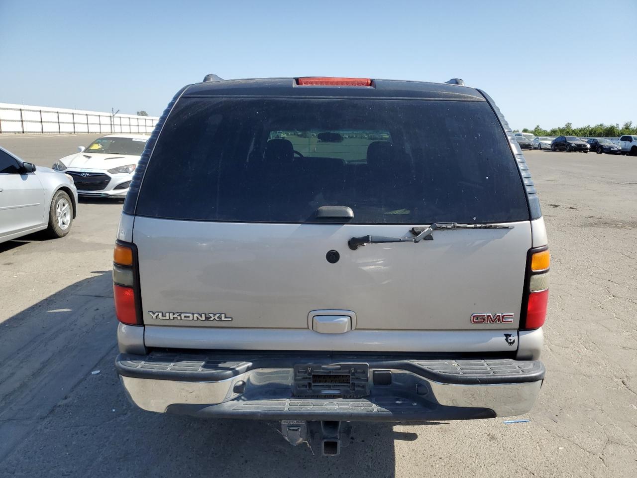 2005 GMC Yukon Xl C1500 VIN: 3GKEC16Z45G296530 Lot: 58438245