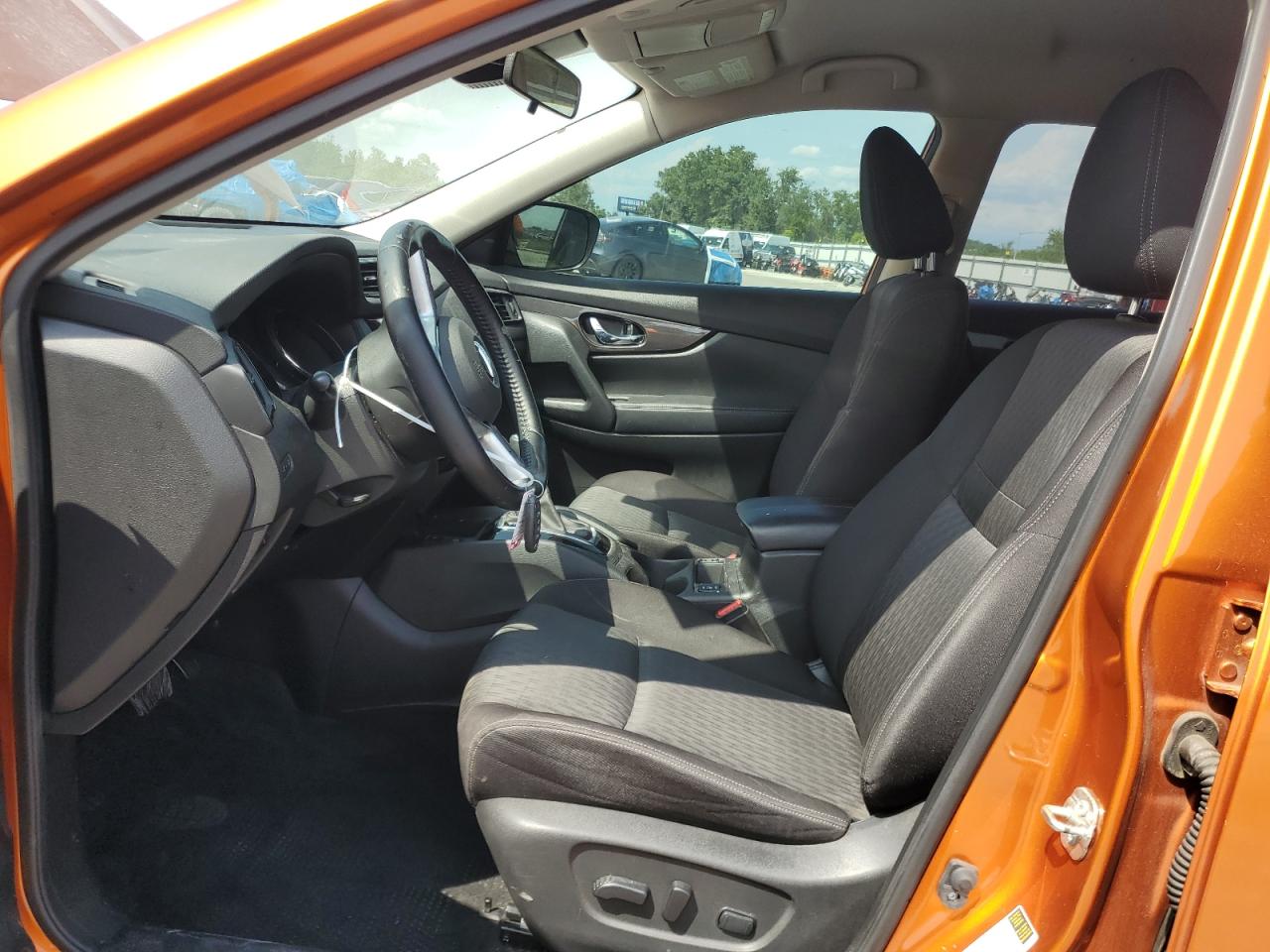 2020 Nissan Rogue S VIN: JN8AT2MT2LW010059 Lot: 55862835