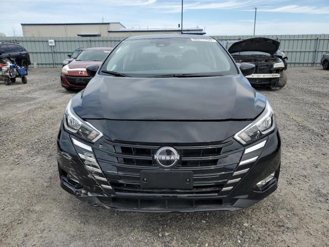  NISSAN VERSA 2024 Czarny