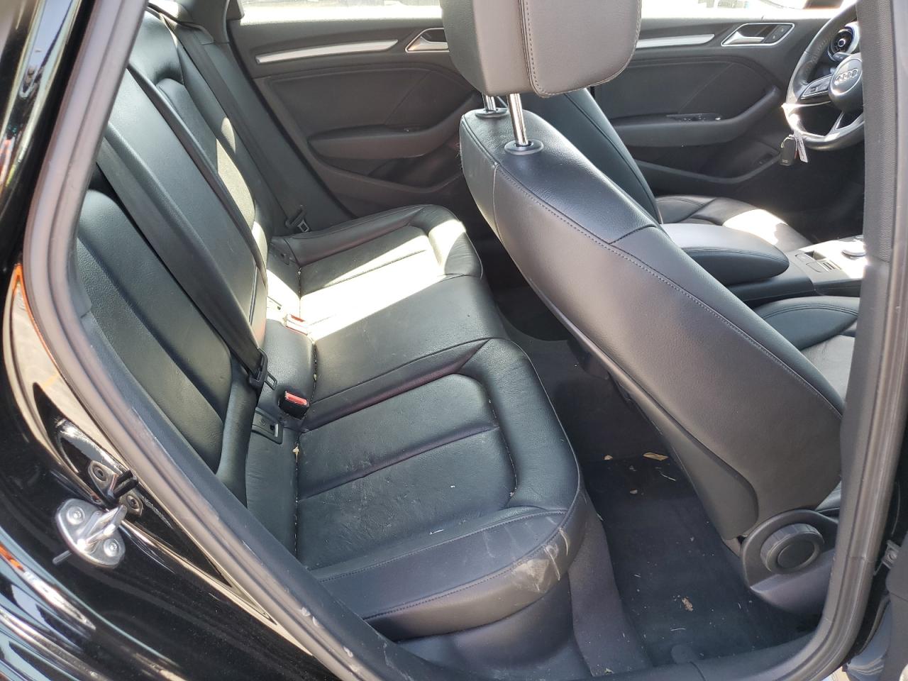 2018 Audi A3 Premium VIN: WAUAUGFF6J1062539 Lot: 56676835
