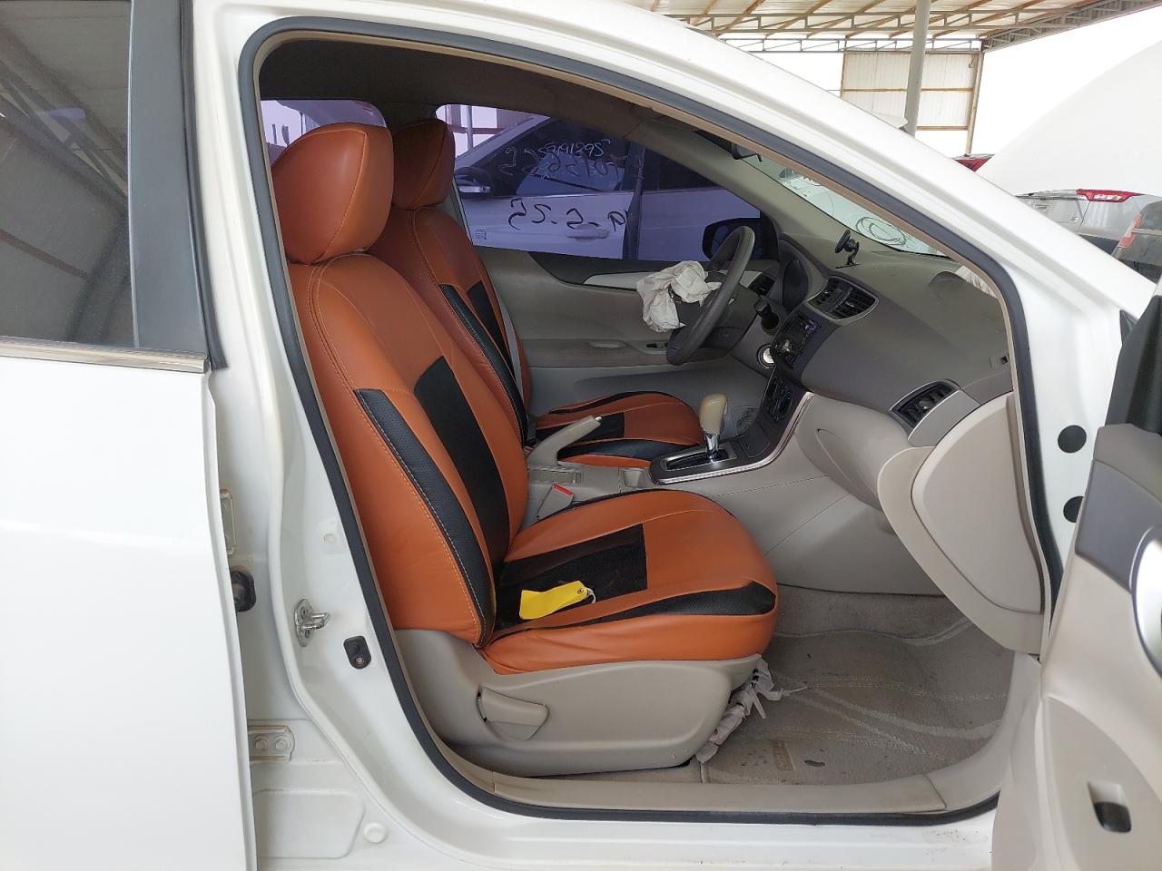 MNTBC2C93E6002828 - 2014 Nissan Tiida - #57015665