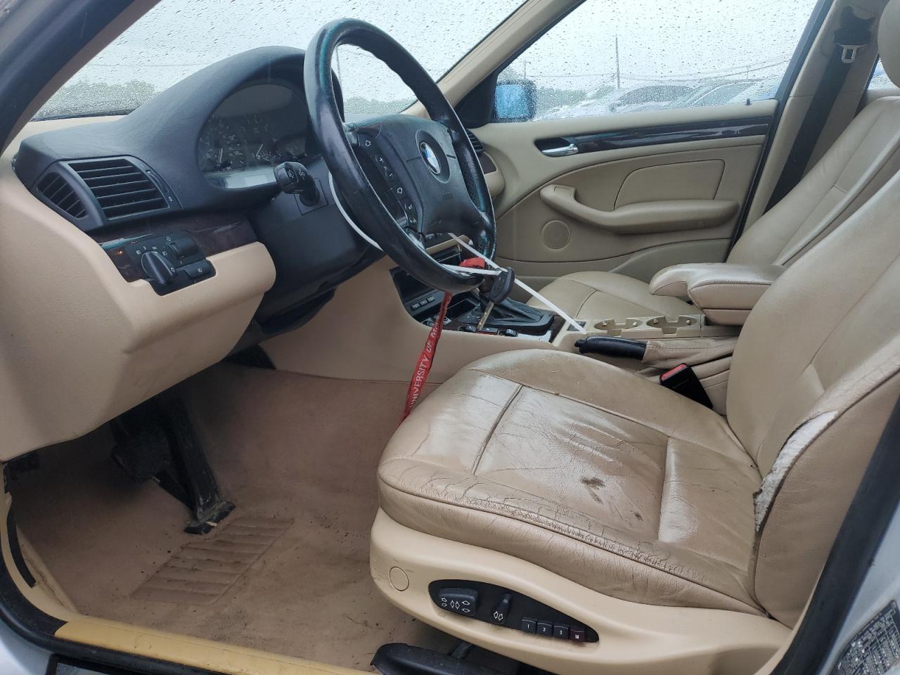 2004 BMW 325 Xit VIN: WBAEP33434PF03827 Lot: 56870025