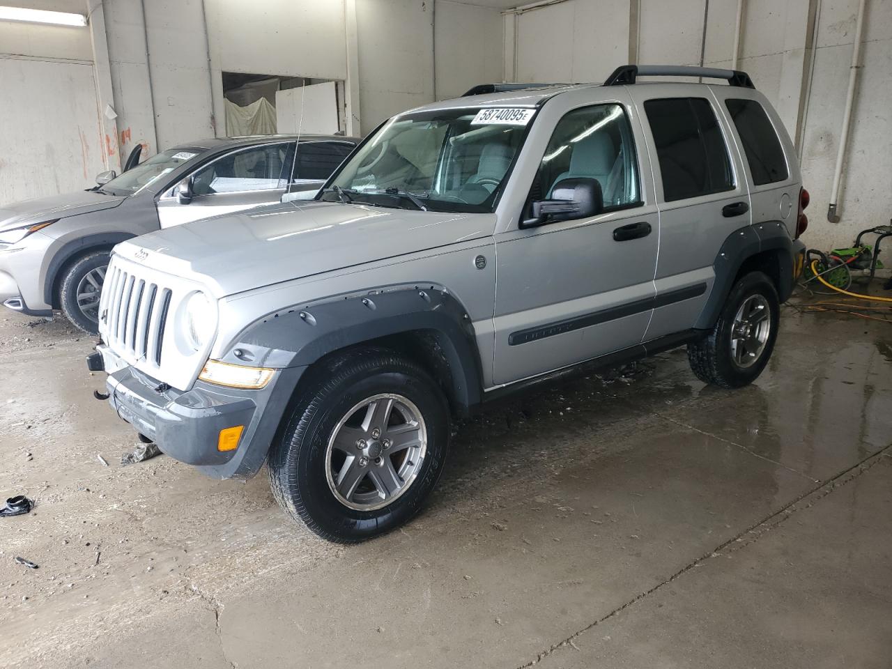 2005 Jeep Liberty Renegade للبيع في Madisonville، TN - Front End