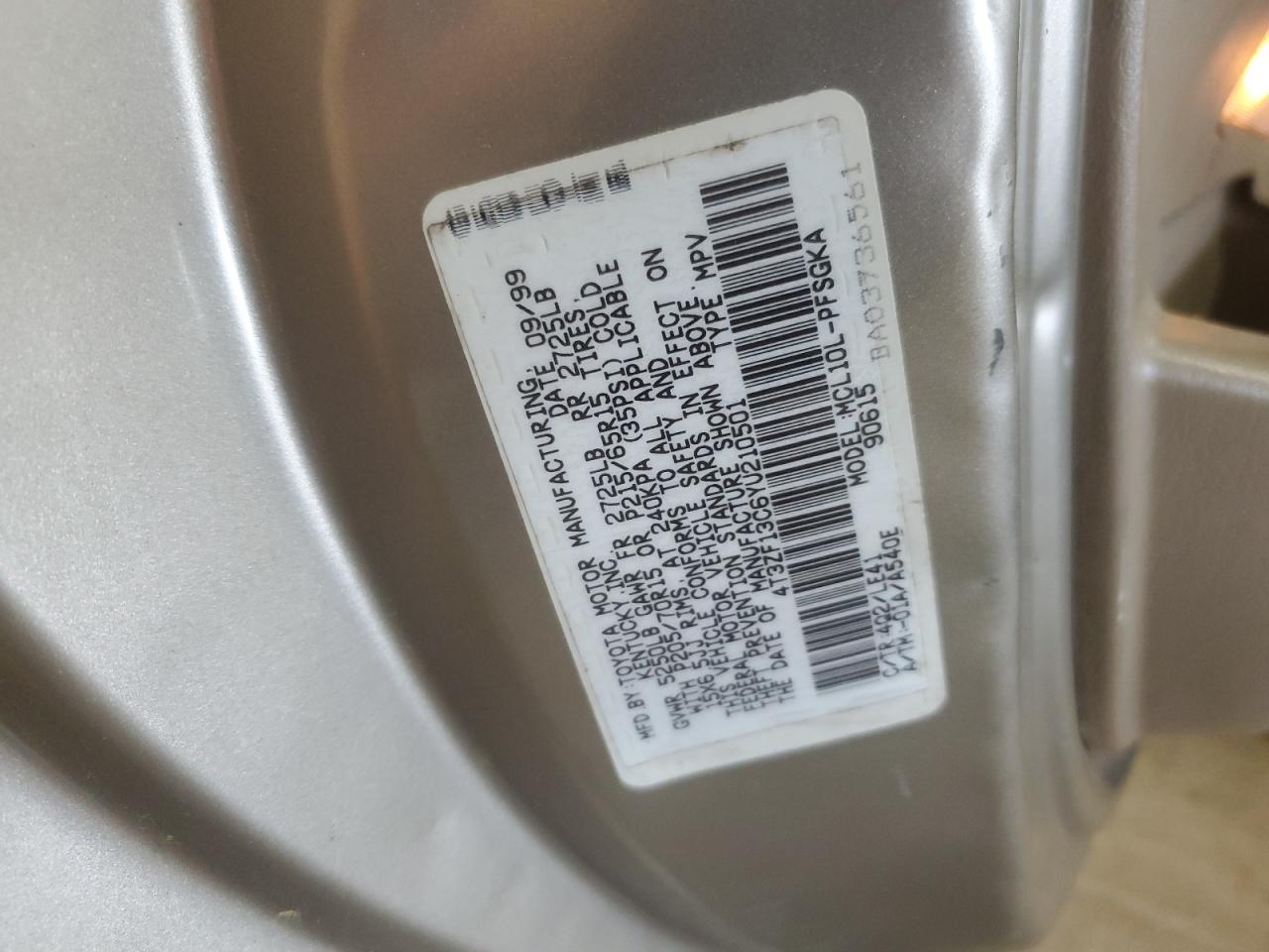 2000 Toyota Sienna Le VIN: 4T3ZF13C6YU210501 Lot: 56510955