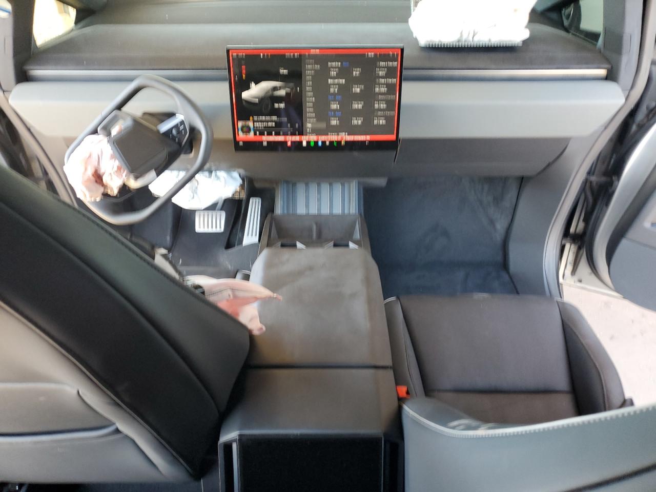 2024 Tesla Cybertruck VIN: 7G2CEHEE0RA030822 Lot: 57177875