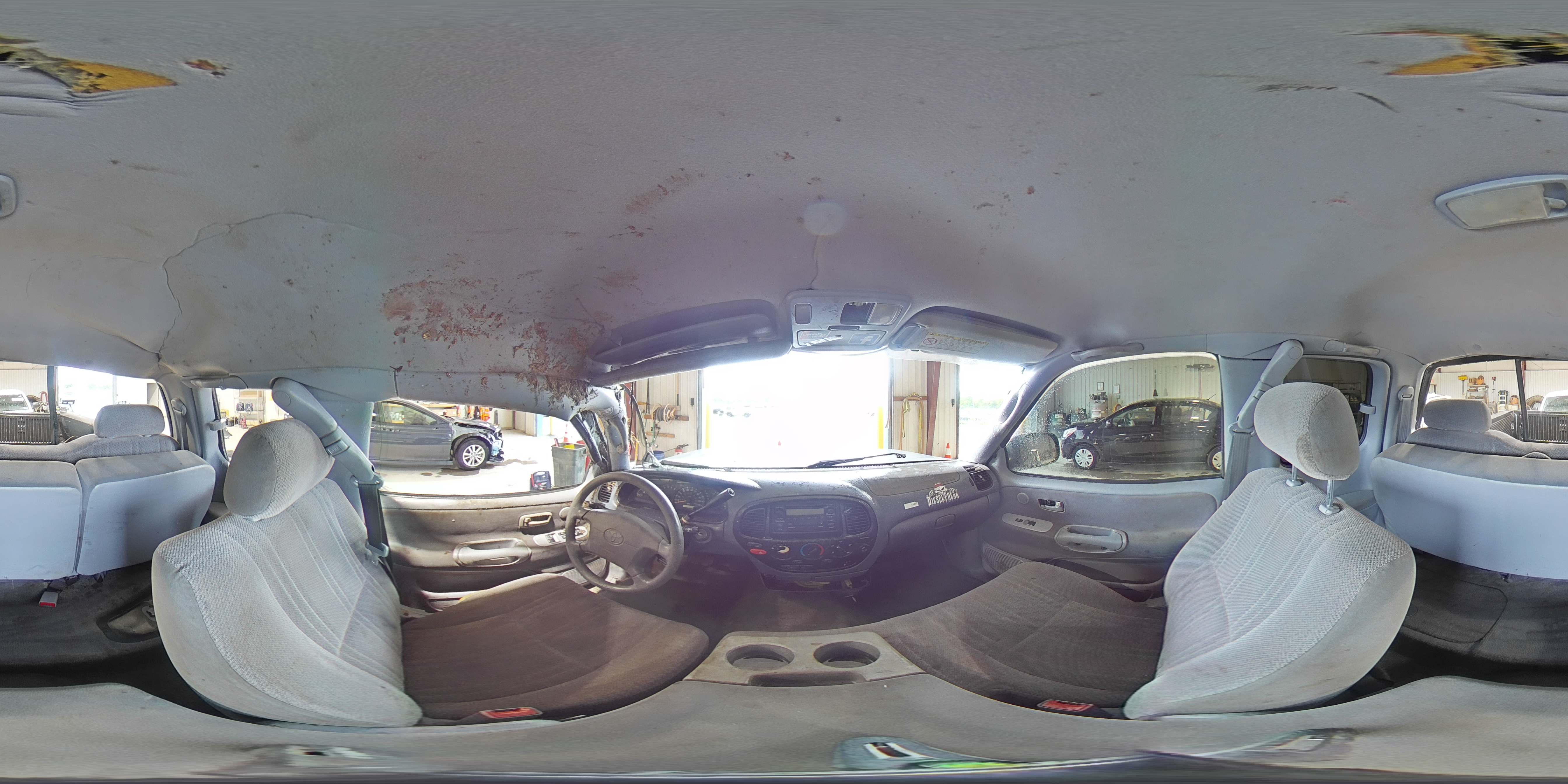 2000 Toyota Tundra Access Cab VIN: 5TBBT441XYS034104 Lot: 56074735