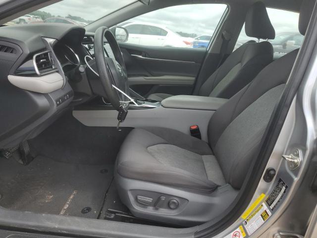  TOYOTA CAMRY 2019 Серебристый