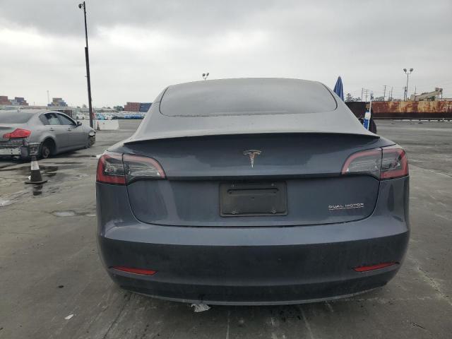  TESLA MODEL 3 2023 Серый