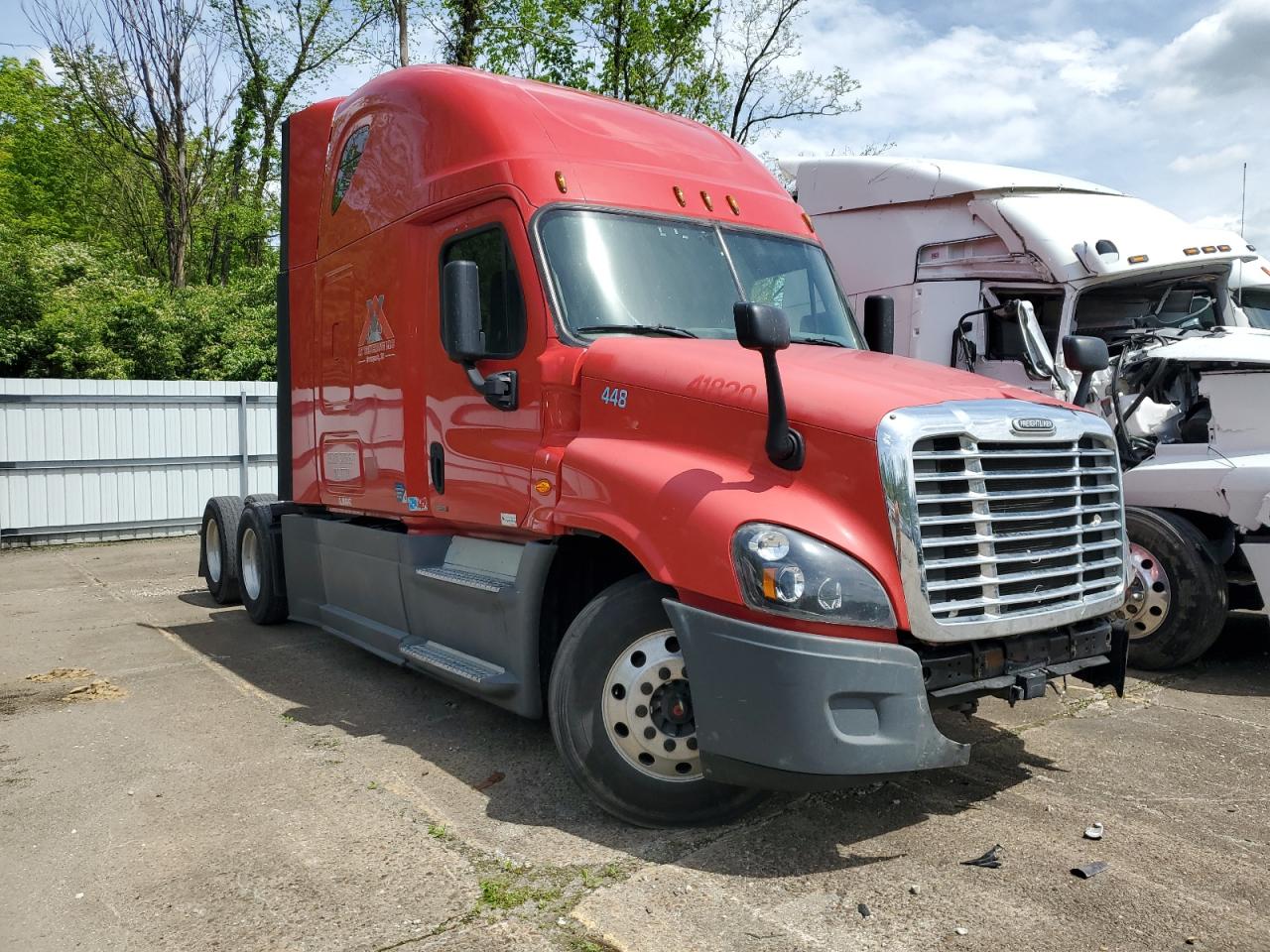 2018 Freightliner Cascadia 125 Semi Truck en Venta en West Mifflin, PA - Front End
