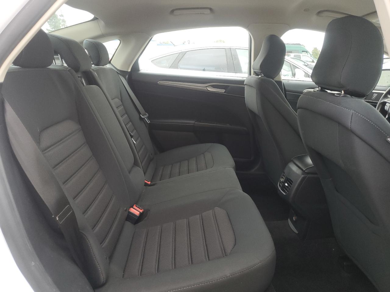 2020 Ford Fusion Se VIN: 3FA6P0LU8LR177071 Lot: 54042675