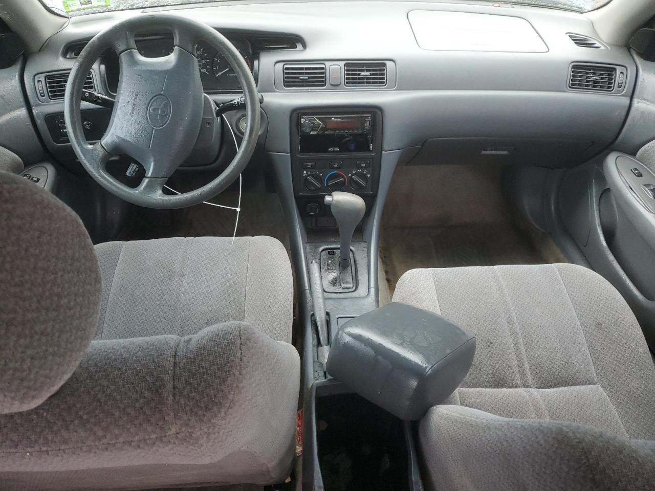 2001 Toyota Camry Ce VIN: JT2BG22K710561238 Lot: 56686255