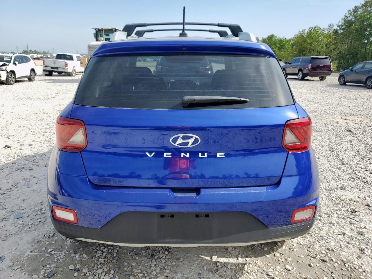 2023 Hyundai Venue Sel VIN: KMHRC8A30PU213079 Lot: 56934475