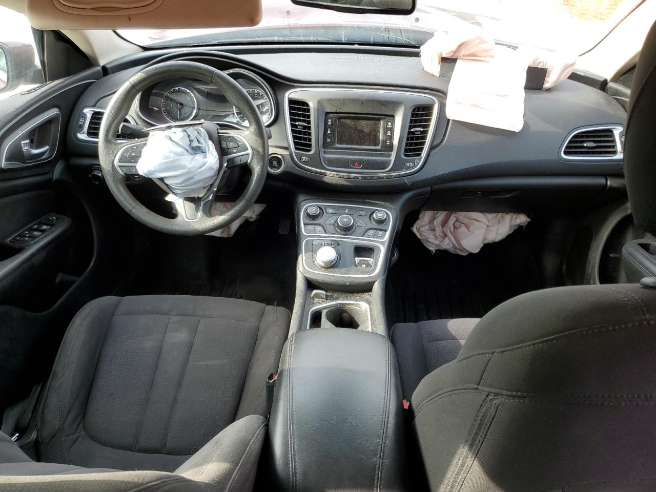 2015 Chrysler 200 Limited VIN: 1C3CCCAB5FN559145 Lot: 58125835