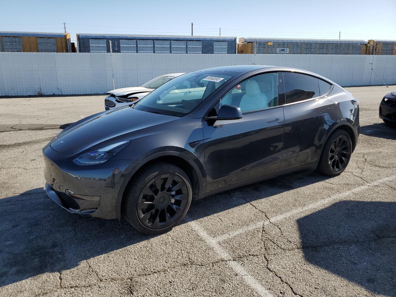 2024 Tesla Model Y na sprzedaż w Van Nuys, CA - Front End