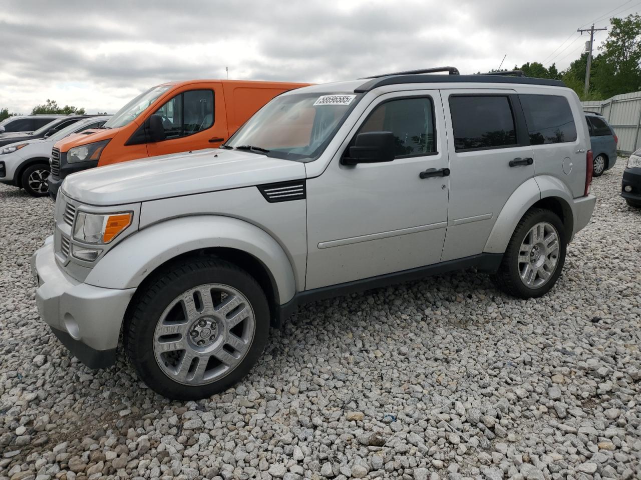 2011 Dodge Nitro Heat na sprzedaż w Wayland, MI - Front End