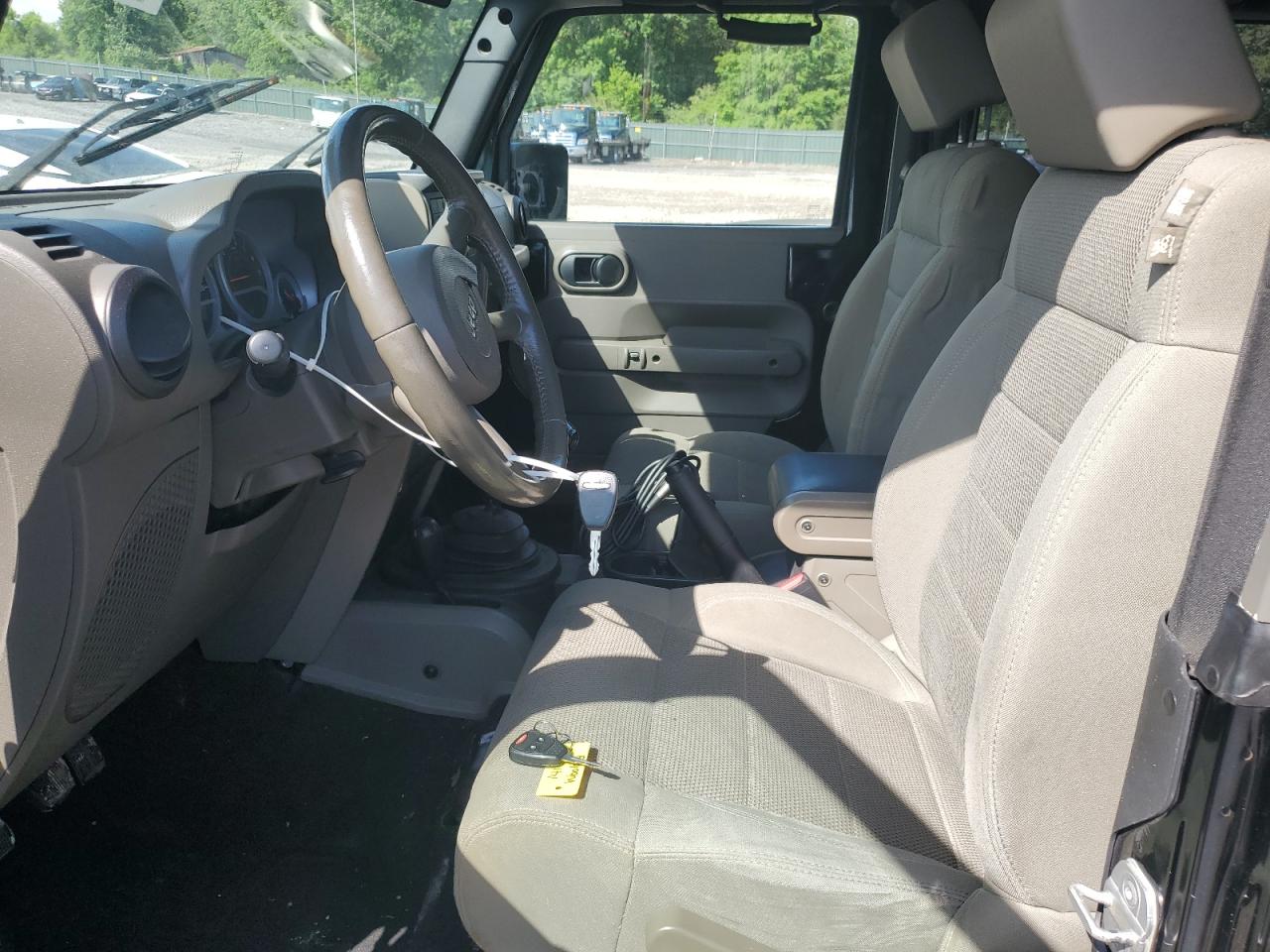 2007 Jeep Wrangler Sahara VIN: 1J8FA54137L209032 Lot: 56502475