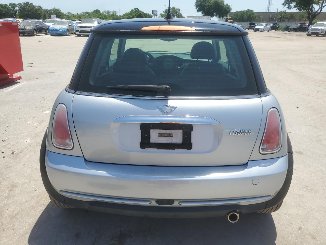 2005 Mini Cooper VIN: WMWRC33555TJ70669 Lot: 57125935
