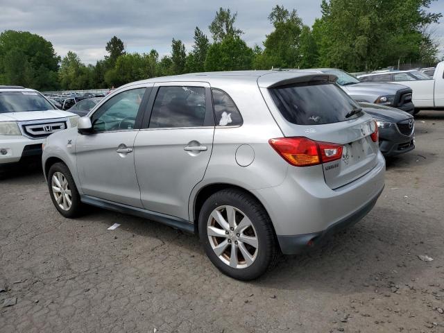  MITSUBISHI OUTLANDER 2015 Srebrny