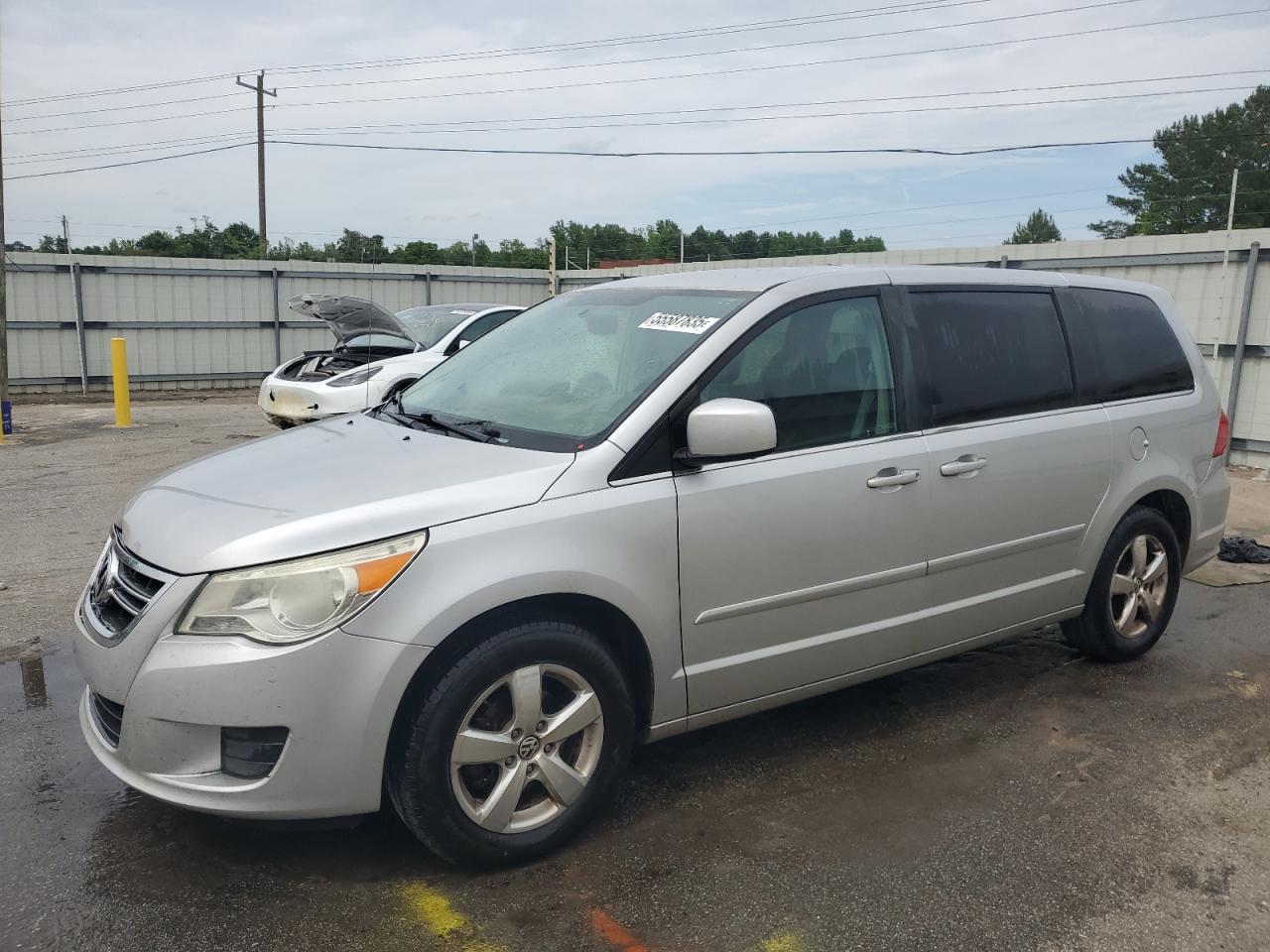 2010 Volkswagen Routan Se