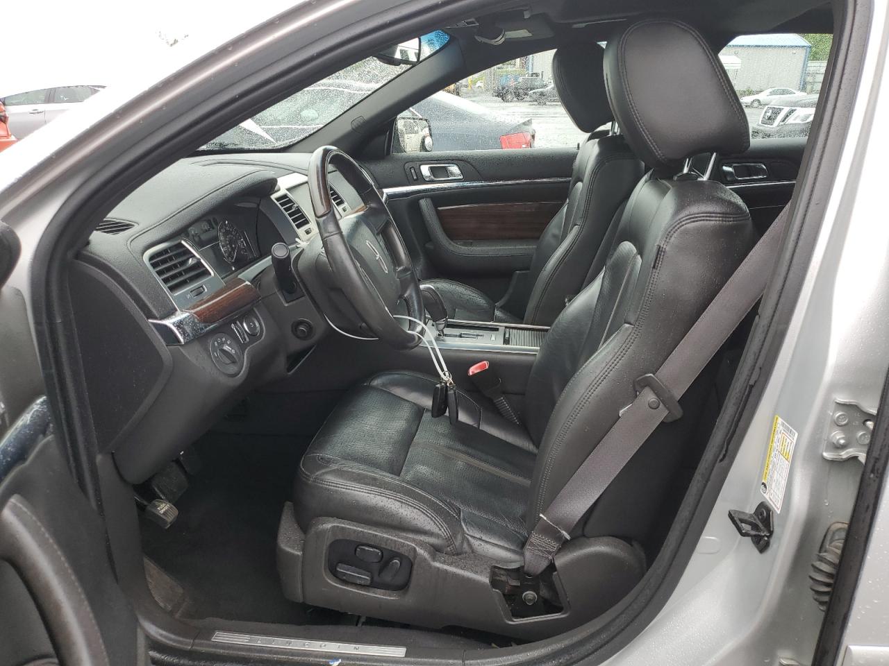 2009 Lincoln Mks VIN: 1LNHM94R19G627195 Lot: 56992225
