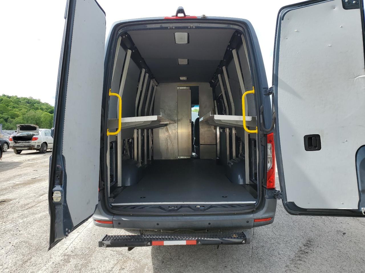 2019 Mercedes-Benz Sprinter 2500/3500 VIN: WD4PF1CD0KP127817 Lot: 57148055