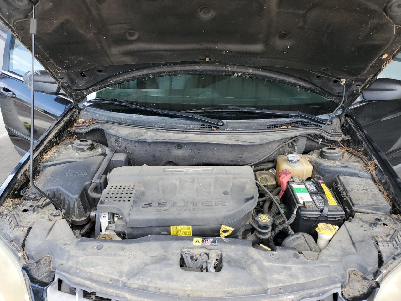 2004 Chrysler Pacifica VIN: 2C8GF68474R621401 Lot: 56626025