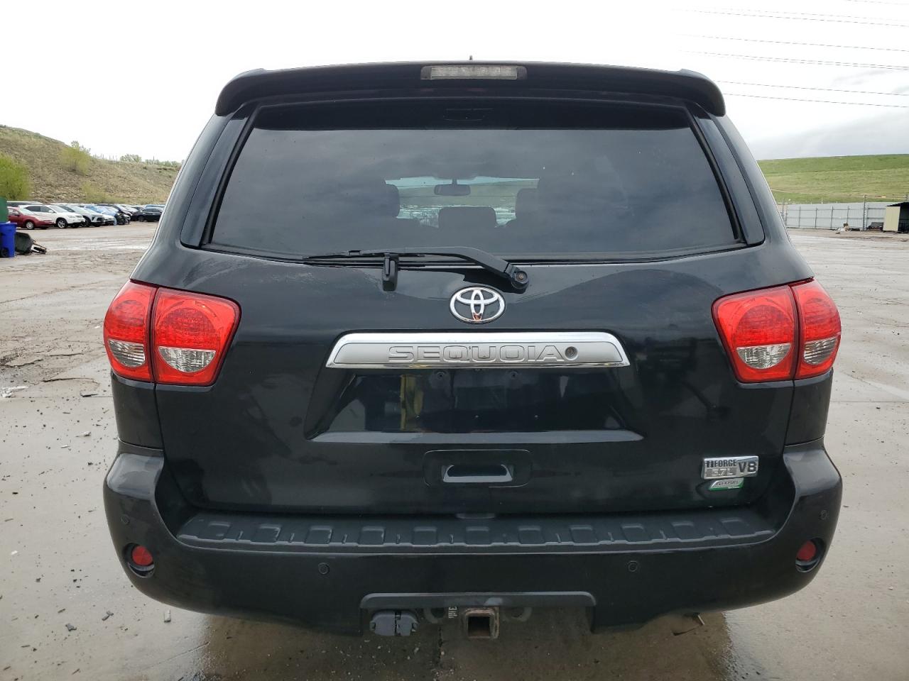 2011 Toyota Sequoia Platinum VIN: 5TDDW5G18BS044422 Lot: 55972345