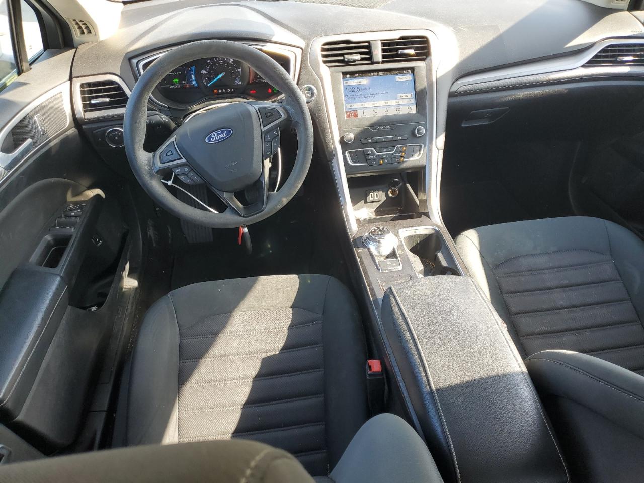 2019 Ford Fusion Se VIN: 3FA6P0LU6KR124867 Lot: 54024445