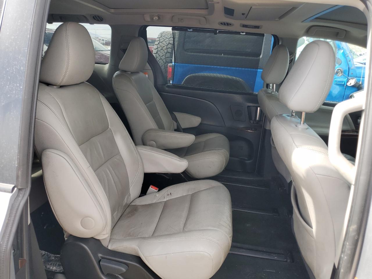 2015 Toyota Sienna Xle VIN: 5TDDK3DC5FS127754 Lot: 57437715