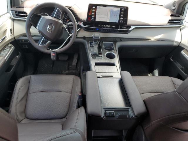  TOYOTA SIENNA 2024 Серебристый