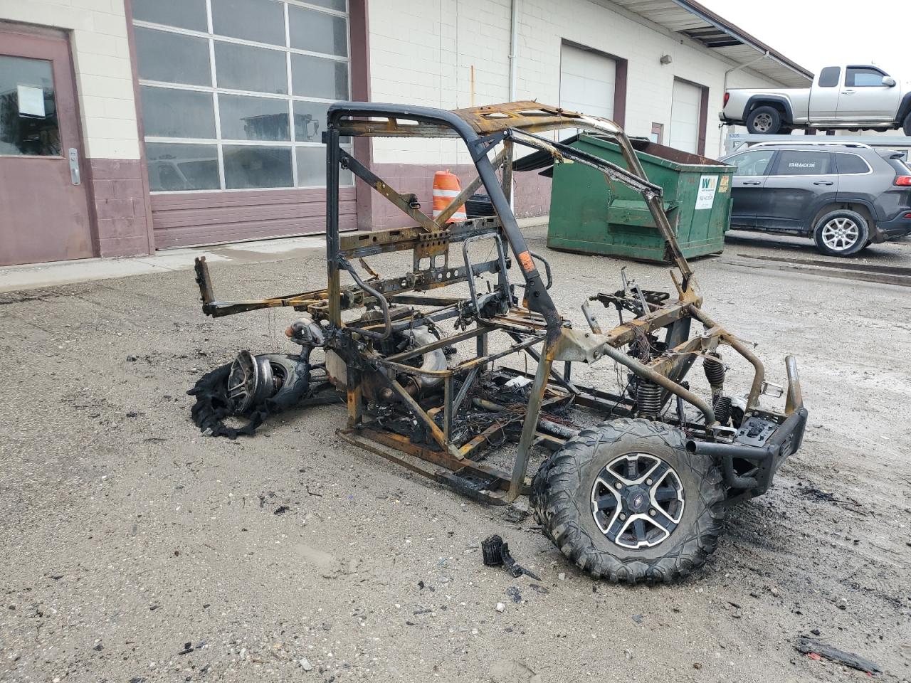 POLARIS SIDEBYSIDE 2016 VIN 4XARTE87XGB327640