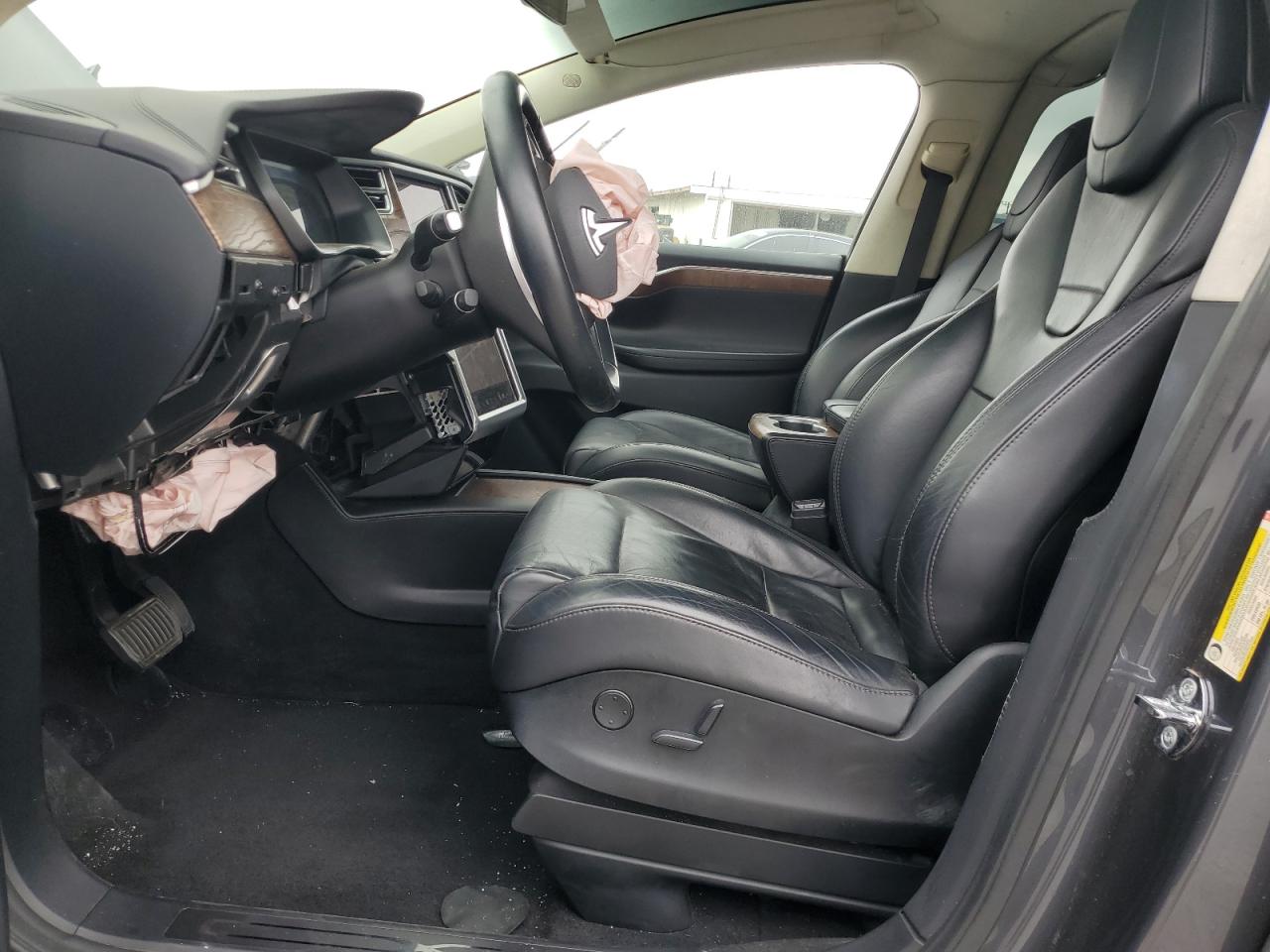 2017 Tesla Model X VIN: 5YJXCAE28HF045710 Lot: 55360105