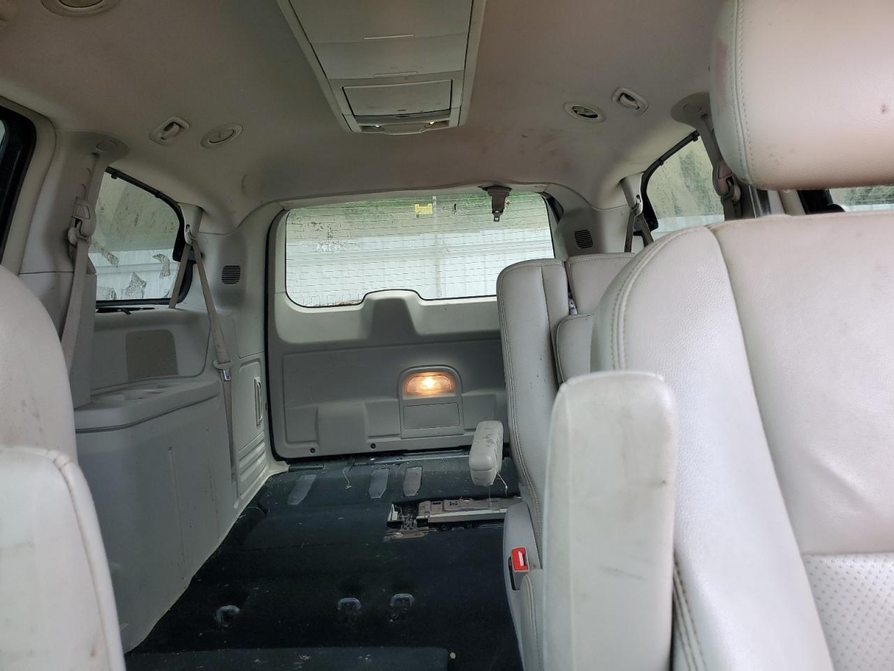 2013 Chrysler Town & Country Touring L VIN: 2C4RC1CG7DR510385 Lot: 57112315