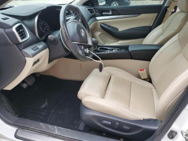 Sedans NISSAN MAXIMA 2017 Biały