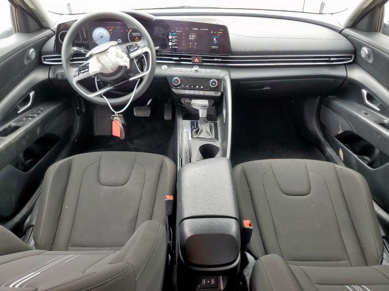  HYUNDAI ELANTRA 2024 Srebrny