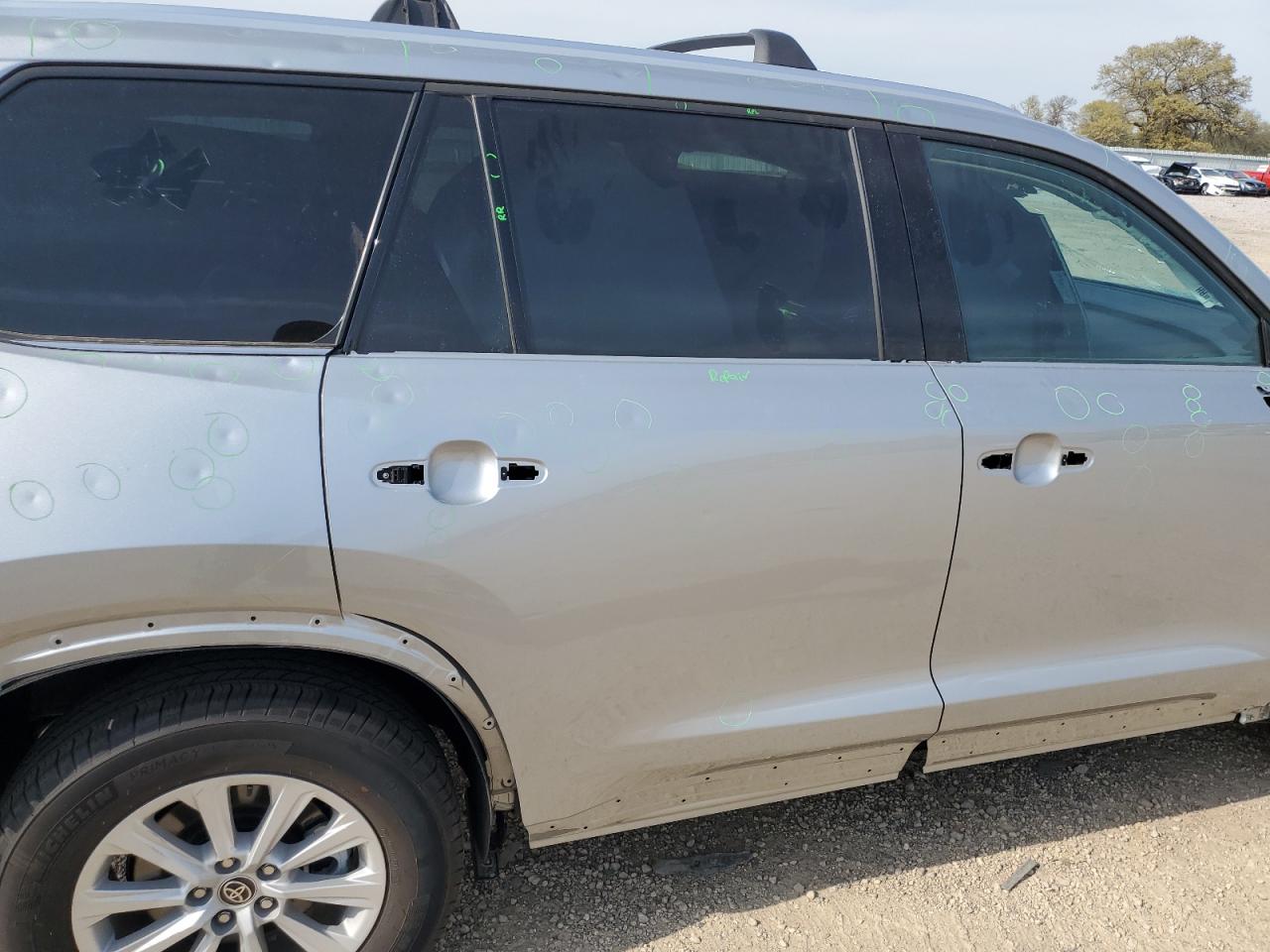 2025 Toyota Grand Highlander Le VIN: 5TDAAAB5XSS071125 Lot: 55968585