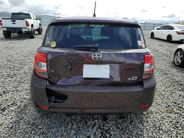 Hatchbacks TOYOTA SCION 2013 Fioletowy