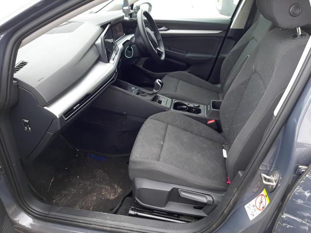 2024 VOLKSWAGEN GOLF LIFE