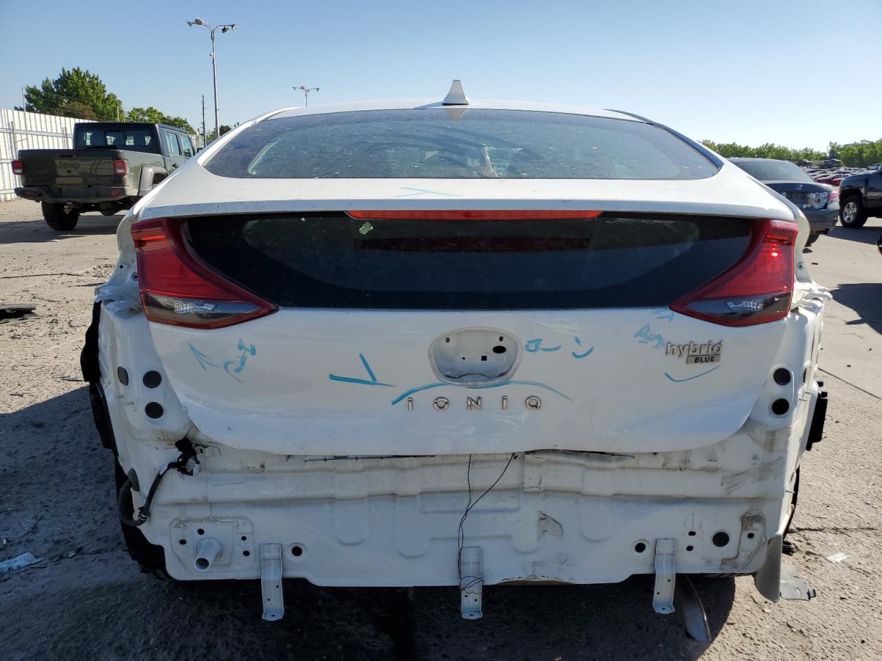 2018 Hyundai Ioniq Blue VIN: KMHC65LC4JU096316 Lot: 57842825