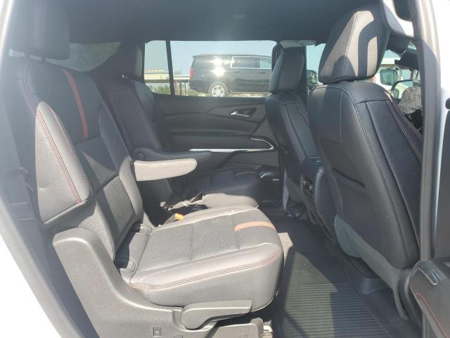  CHEVROLET TRAVERSE 2024 Biały
