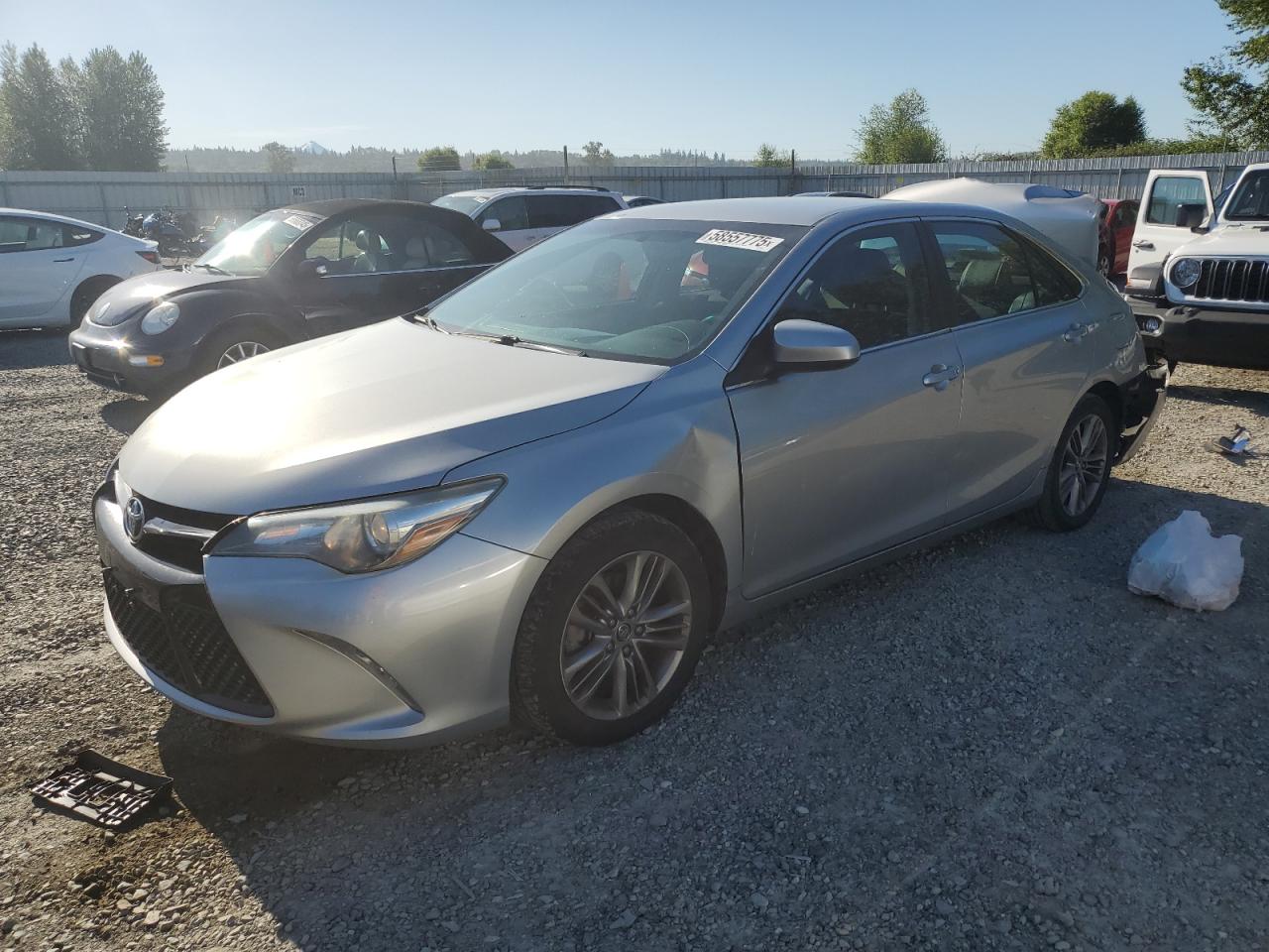 2015 Toyota Camry Le for Sale in Arlington, WA - Rear End