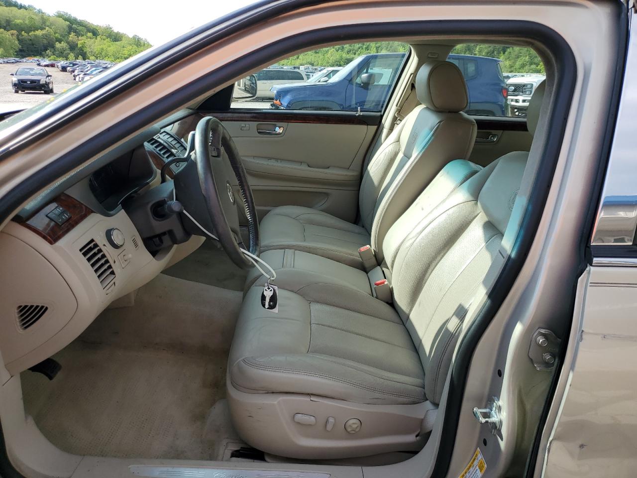 2007 Cadillac Dts VIN: 1G6KD57Y57U120596 Lot: 55058175