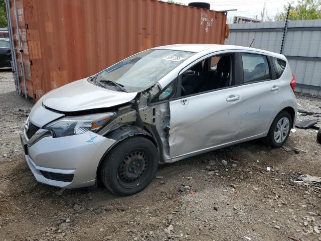  NISSAN VERSA 2018 Серебристый