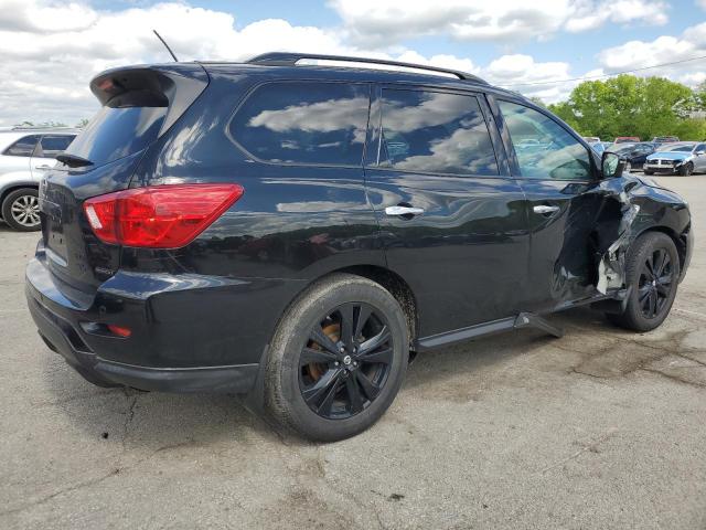  NISSAN PATHFINDER 2018 Чорний