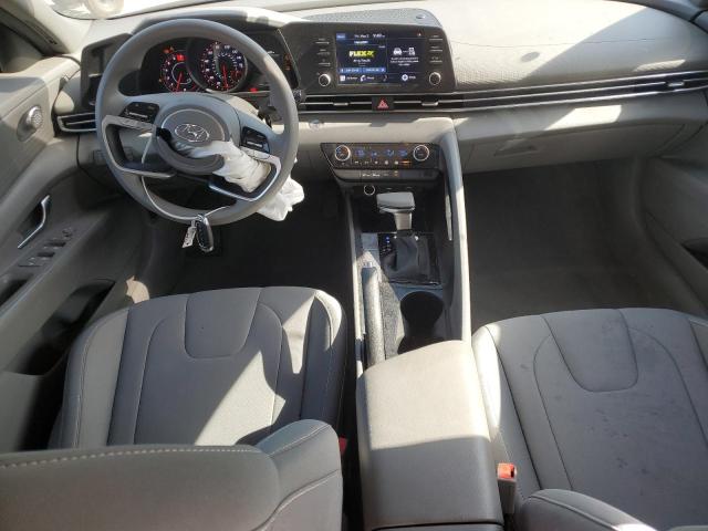  HYUNDAI ELANTRA 2022 Srebrny