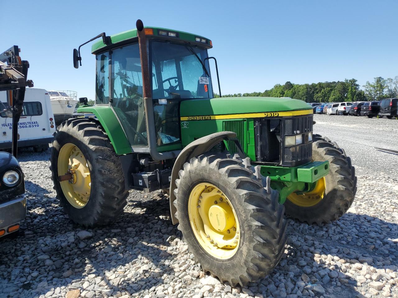 2001 John Deere 7510 Mfwd Tractor zu verkaufen in Dunn, NC - Burn