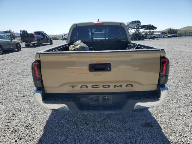  TOYOTA TACOMA 2018 Кремовый